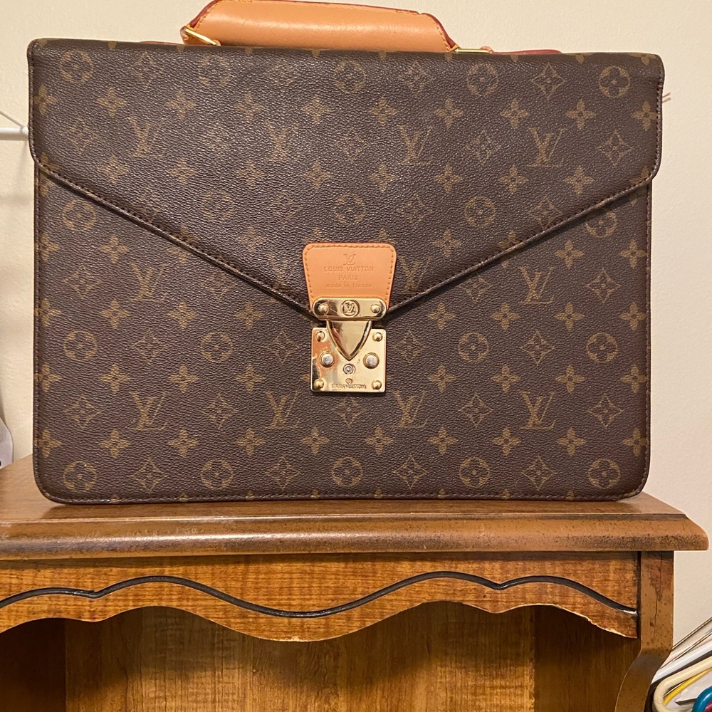 Louis Vuitton Serviette Conseiller briefcase